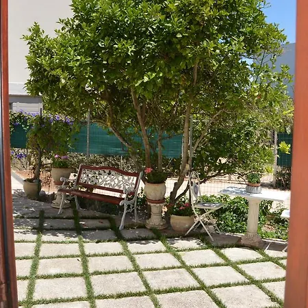 Al Giardino Dei Limoni Guest house
