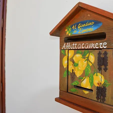 Al Giardino Dei Limoni Guest house Favignana